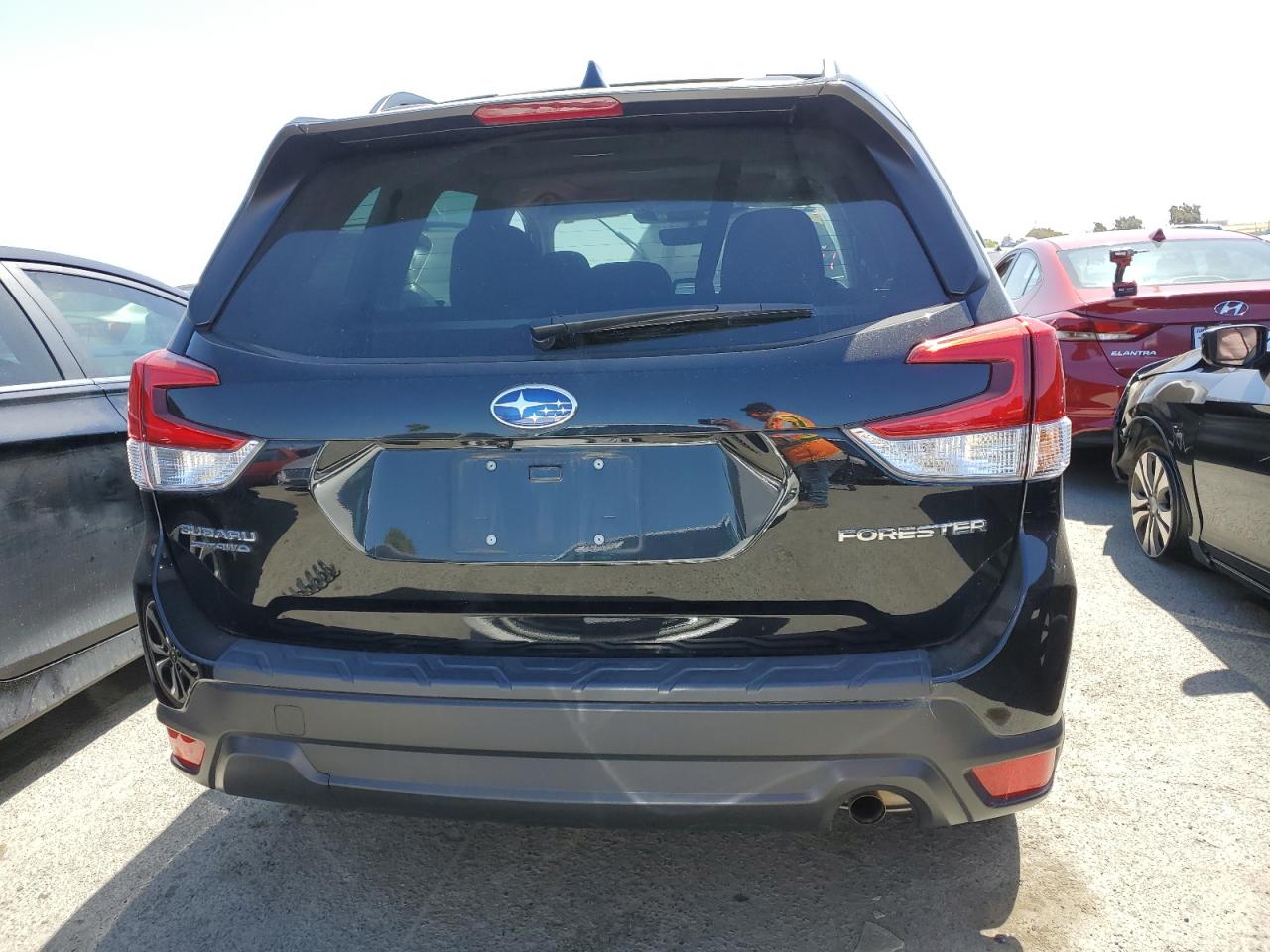 JF2SKAECXNH439079 2022 Subaru Forester Premium