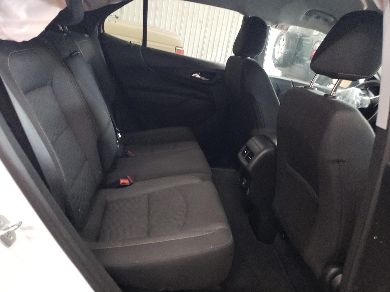 2GNAXUEV9M6100713 2021 Chevrolet Equinox Lt