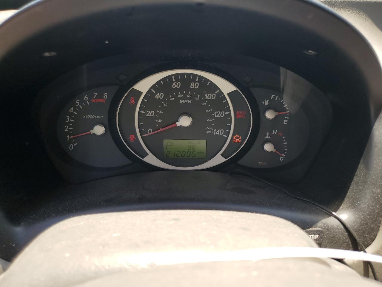 KM8JN12D46U263472 2006 Hyundai Tucson Gls
