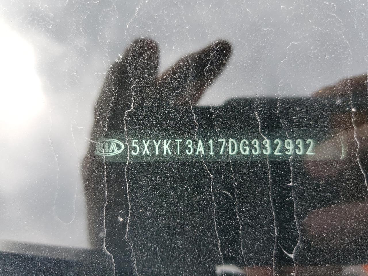 5XYKT3A17DG332932 2013 Kia Sorento Lx