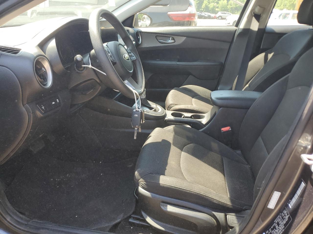 3KPF24AD2ME267859 2021 Kia Forte Fe