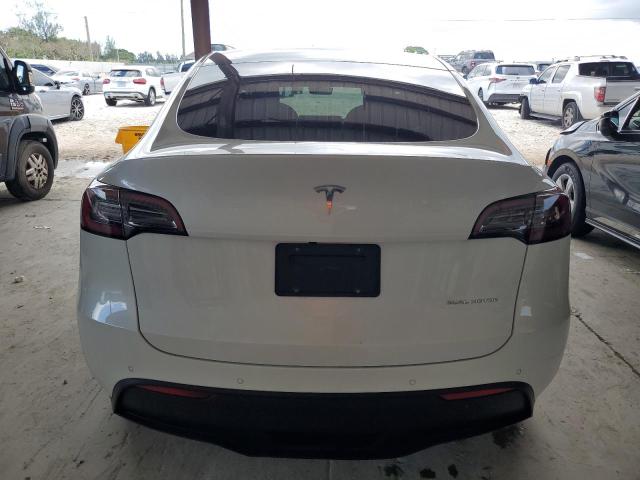 2022 Tesla Model Y VIN: 7SAYGDEE6NF496797 Lot: 60971244