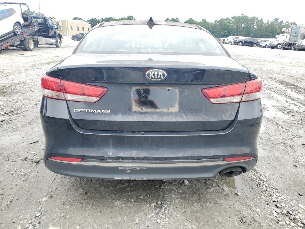 5XXGT4L38HG126345 2017 Kia Optima Lx