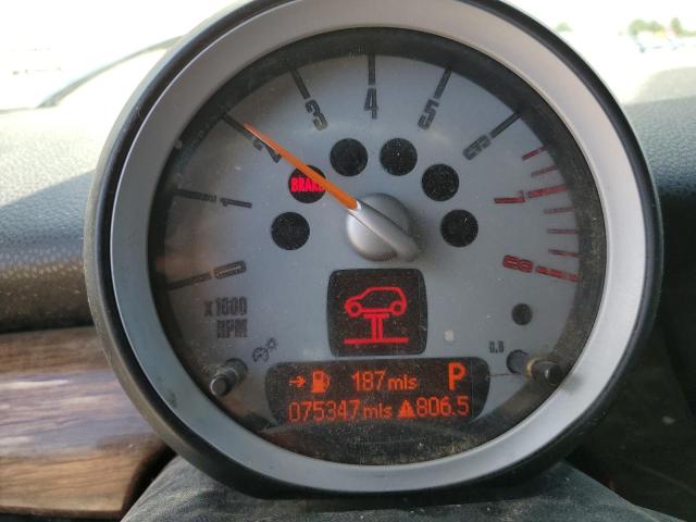 2010 Mini Cooper VIN: WMWMF3C56ATZ61028 Lot: 60930054