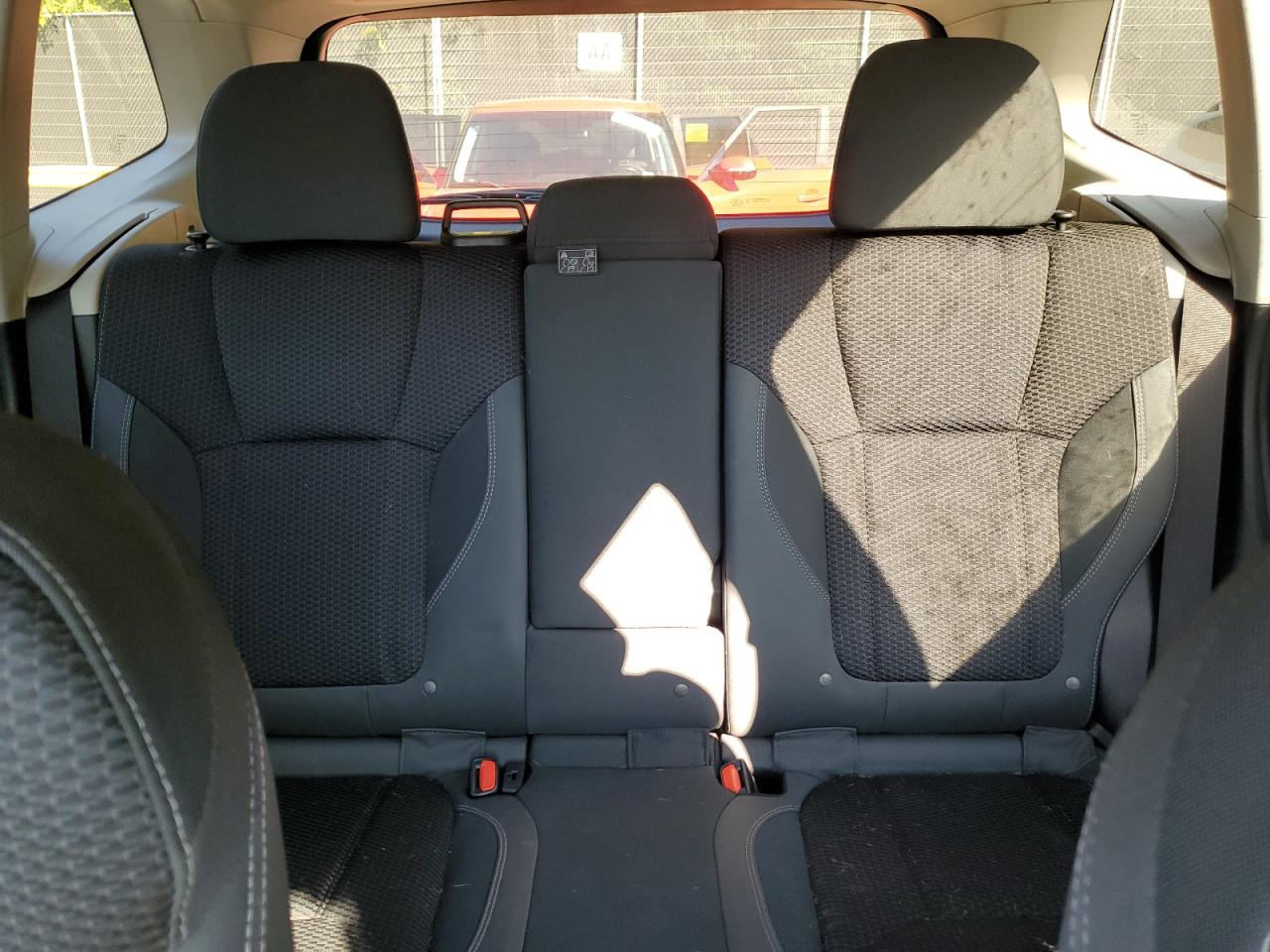 JF2SKAEC5KH529817 2019 Subaru Forester Premium