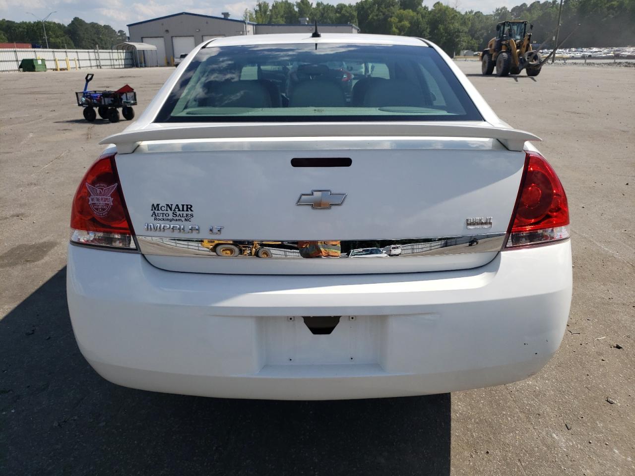 2G1WG5EK2B1332020 2011 Chevrolet Impala Lt