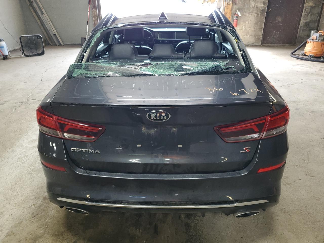 5XXGT4L36KG293293 2019 Kia Optima Lx