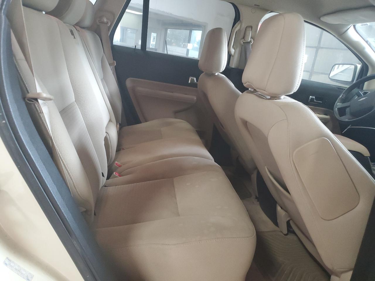 2FMDK38CX8BA40331 2008 Ford Edge Sel