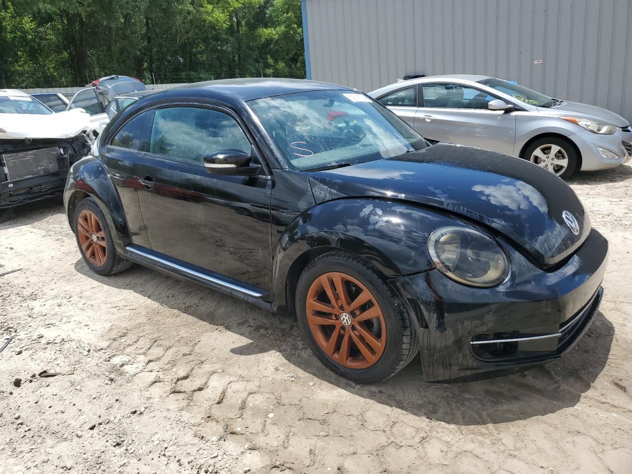 3VWJX7AT2CM648648 2012 Volkswagen Beetle