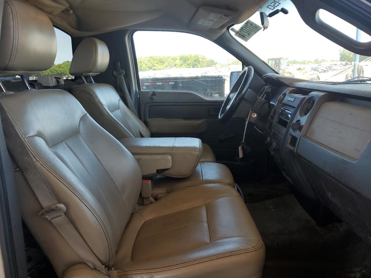 1FTMF1C84AKA48131 2010 Ford F150