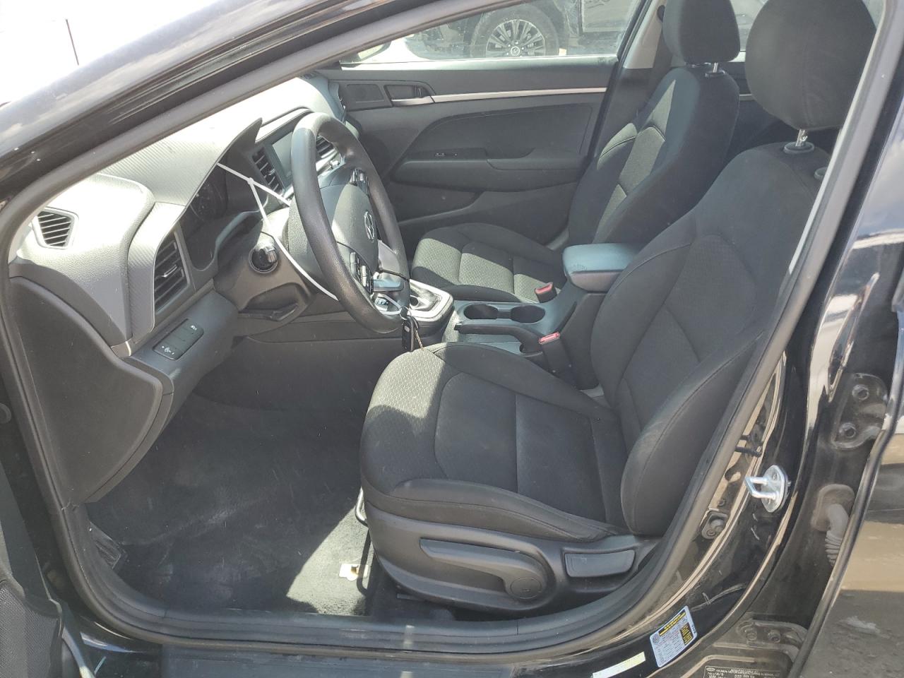 5NPD74LF6KH431453 2019 Hyundai Elantra Se