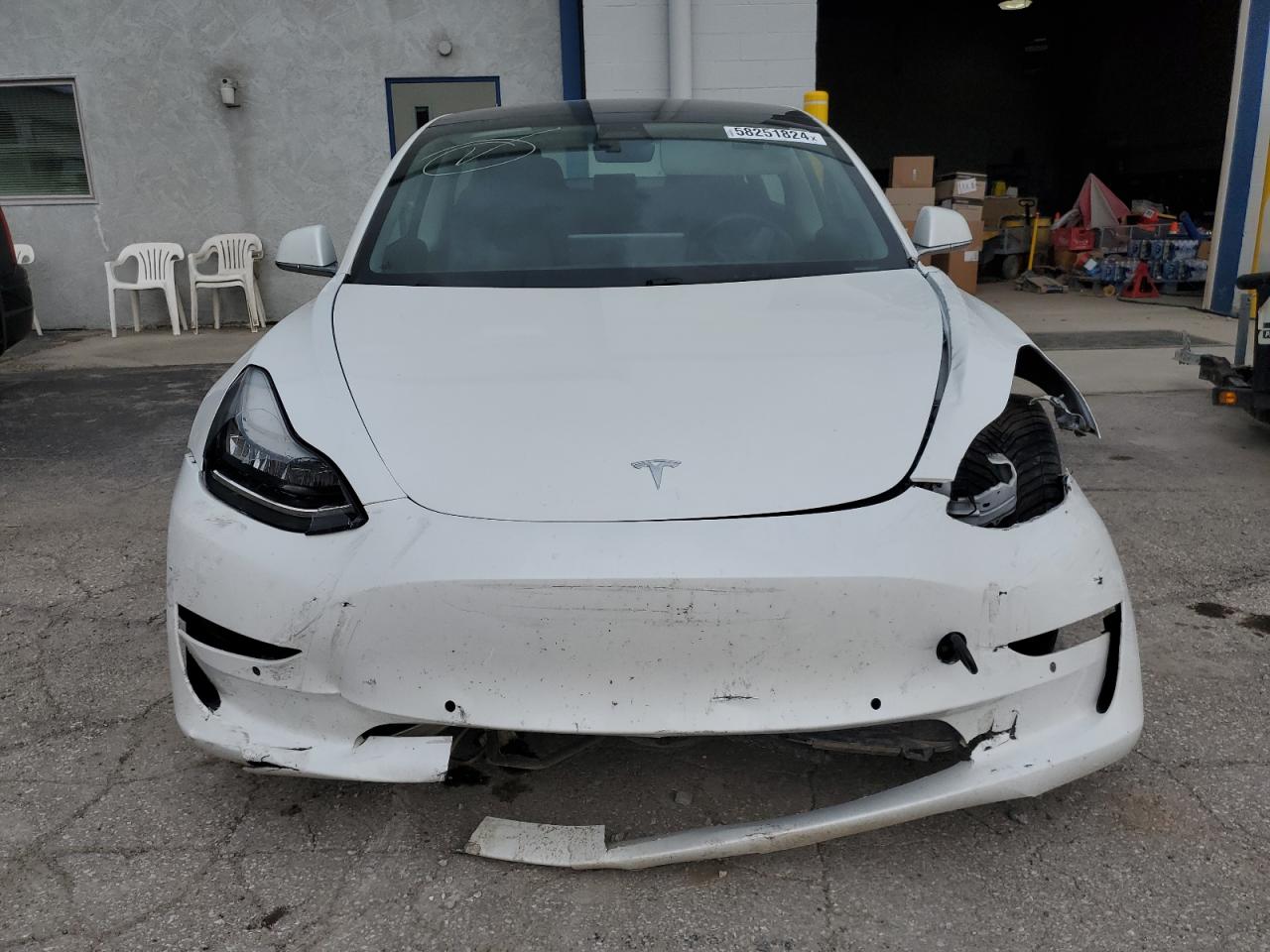 2019 Tesla Model 3 vin: 5YJ3E1EB0KF433241