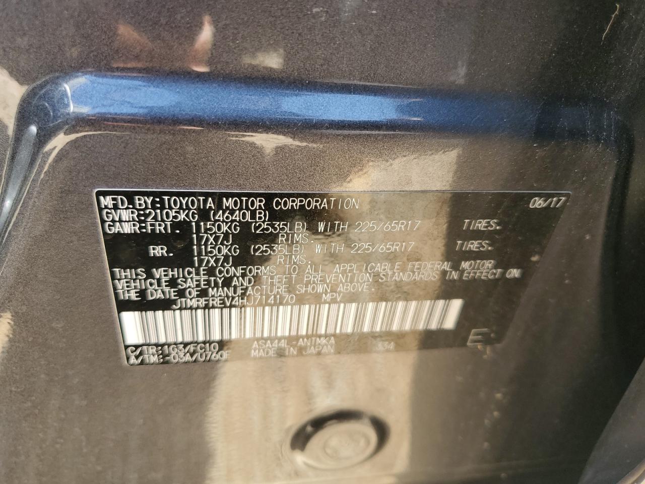 JTMRFREV4HJ714170 2017 Toyota Rav4 Xle