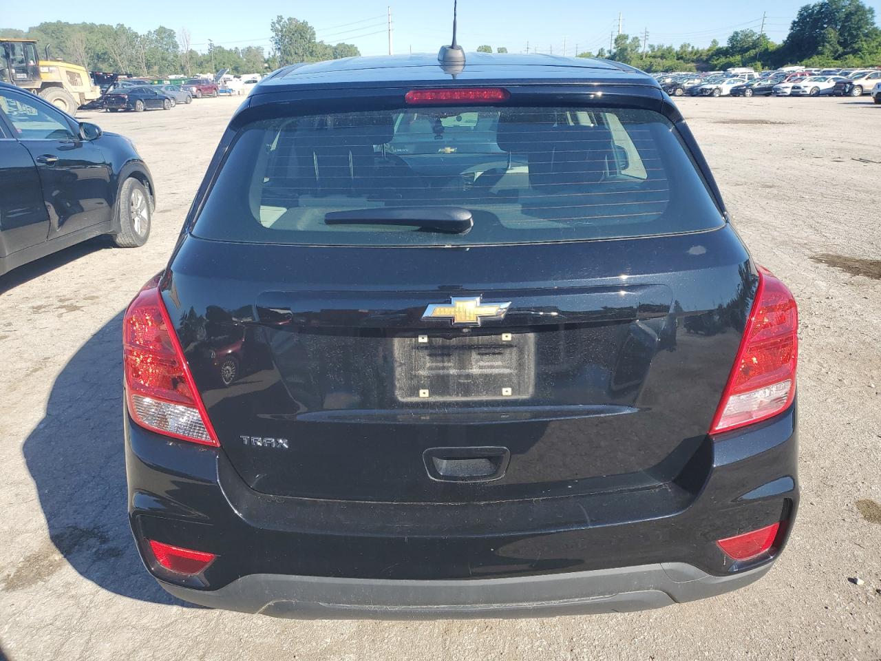 3GNCJKSB0KL168075 2019 Chevrolet Trax Ls