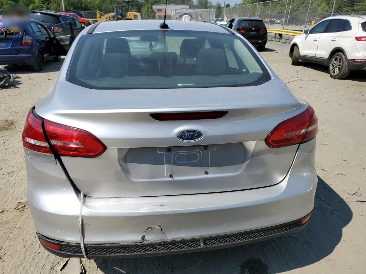 2017 Ford Focus S vin: 1FADP3E27HL282579