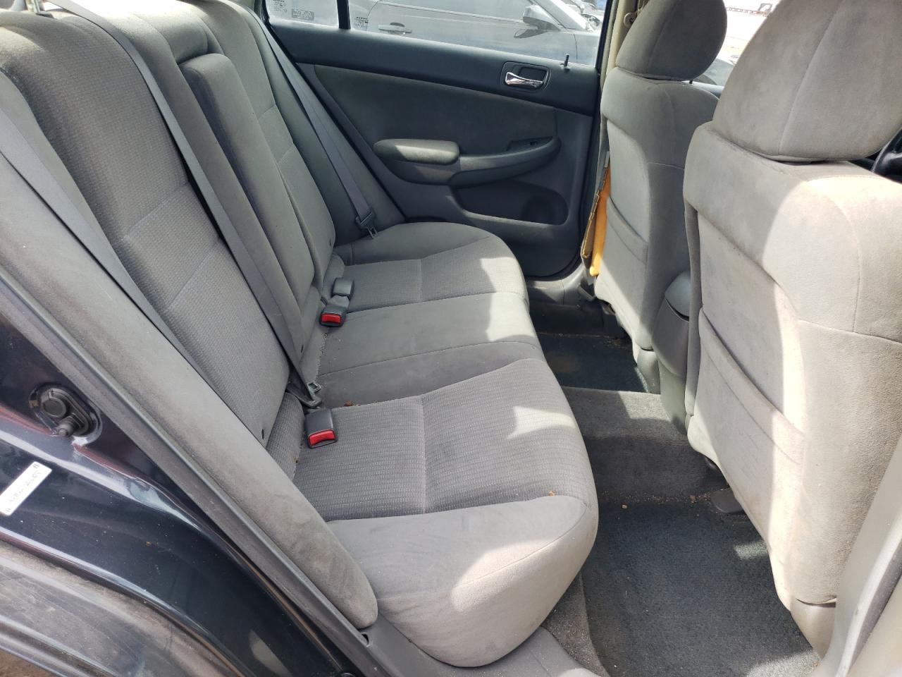 1HGCM56415A169892 2005 Honda Accord Lx