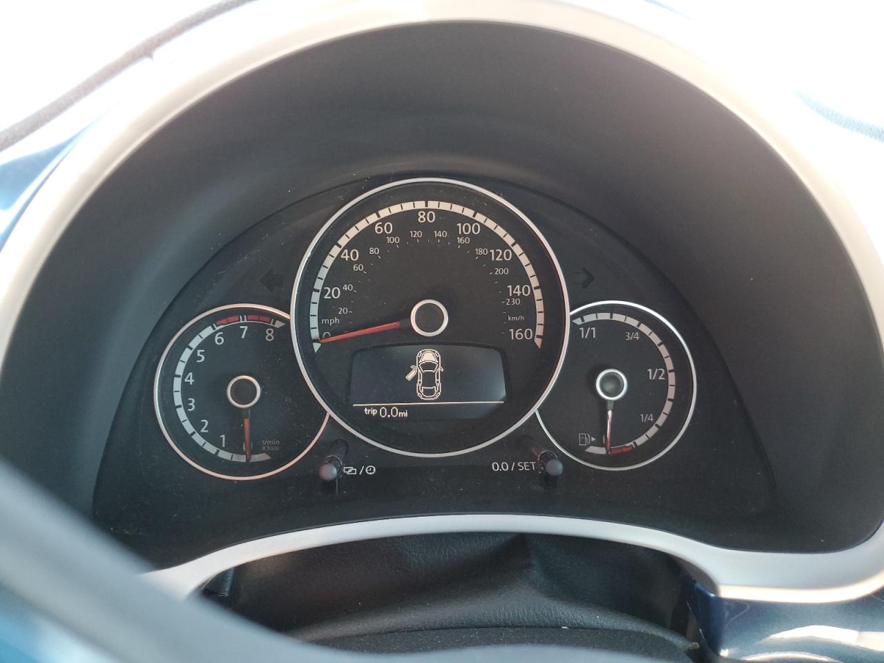 3VWJ07AT9GM618962 2016 Volkswagen Beetle Se