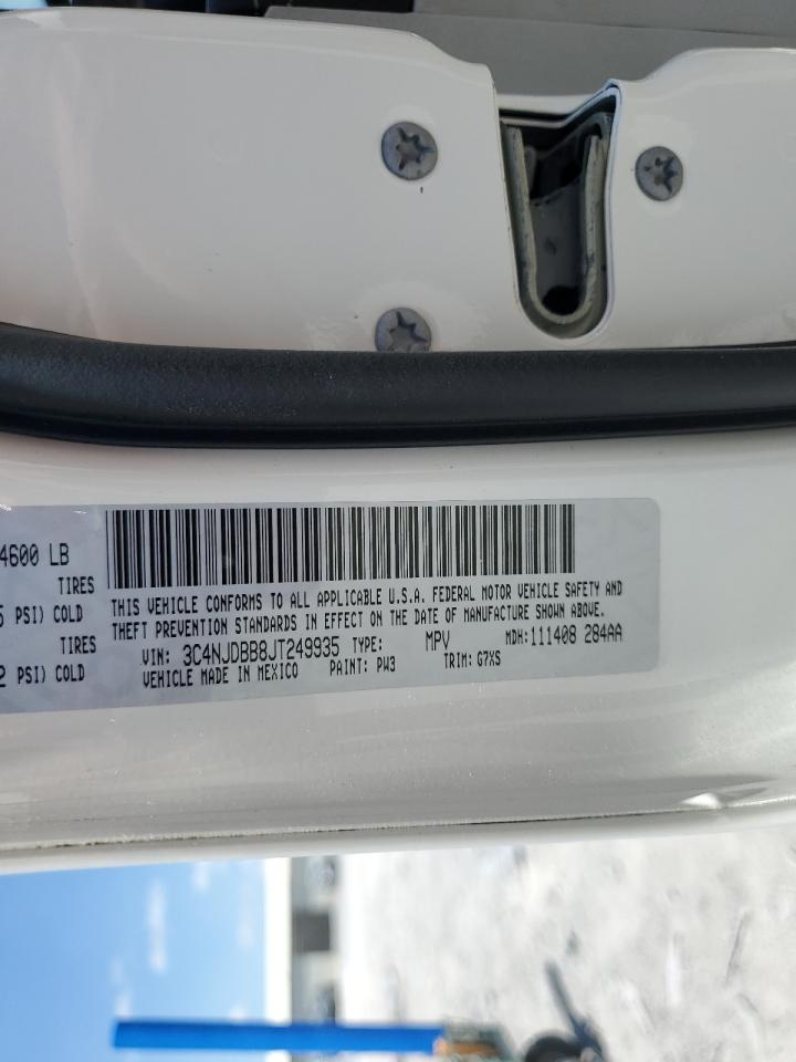 3C4NJDBB8JT249935 2018 Jeep Compass Latitude