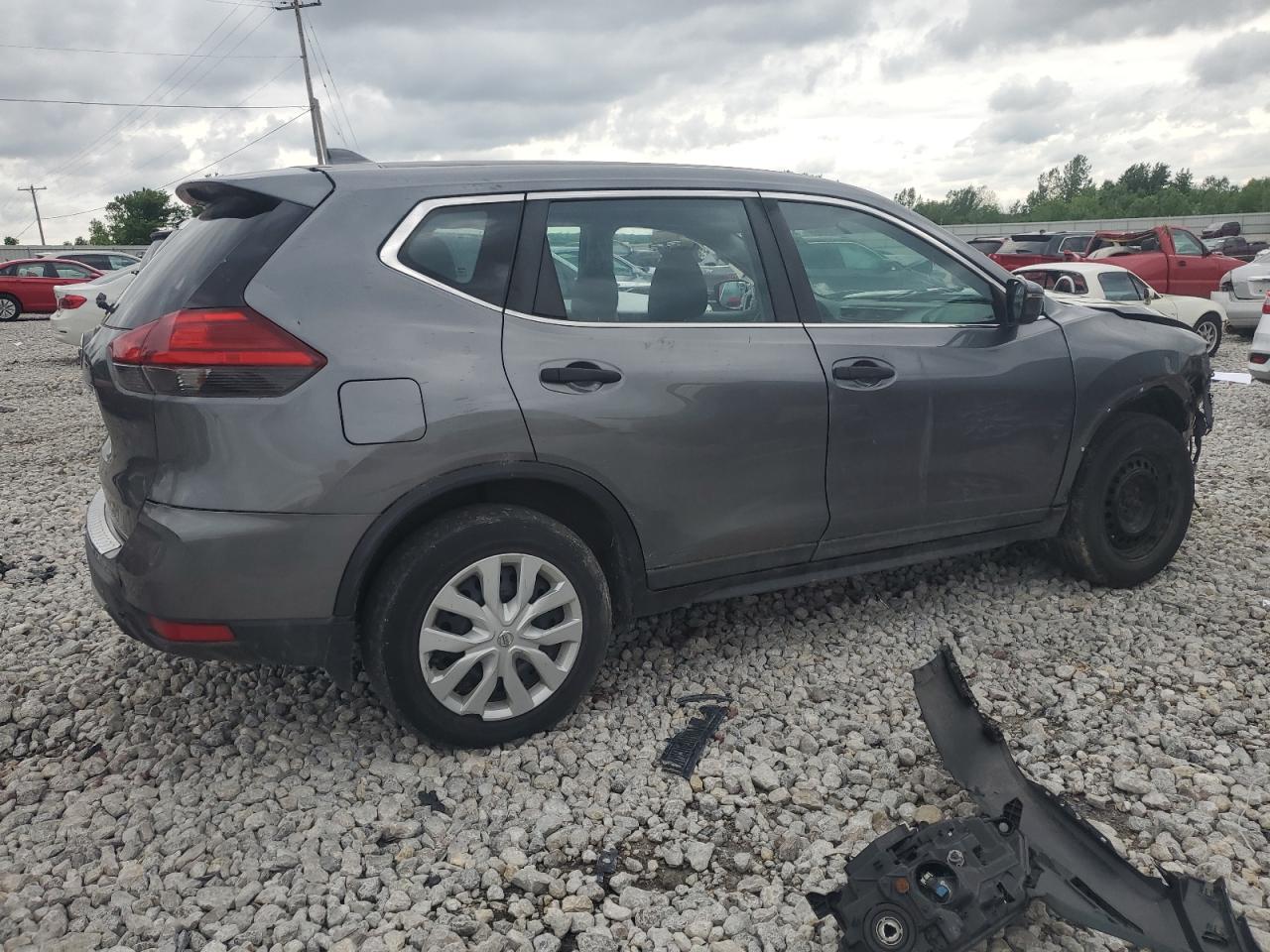 2017 Nissan Rogue S vin: 5N1AT2MT3HC861979