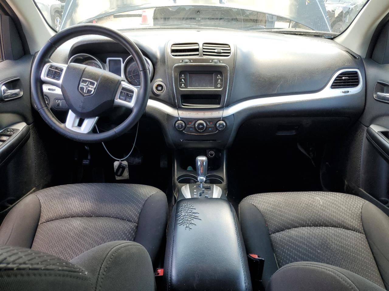 3C4PDCBG3JT274392 2018 Dodge Journey Sxt