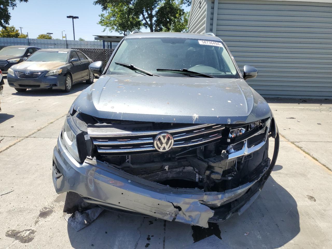 3VV2B7AX3JM209904 2018 Volkswagen Tiguan Se