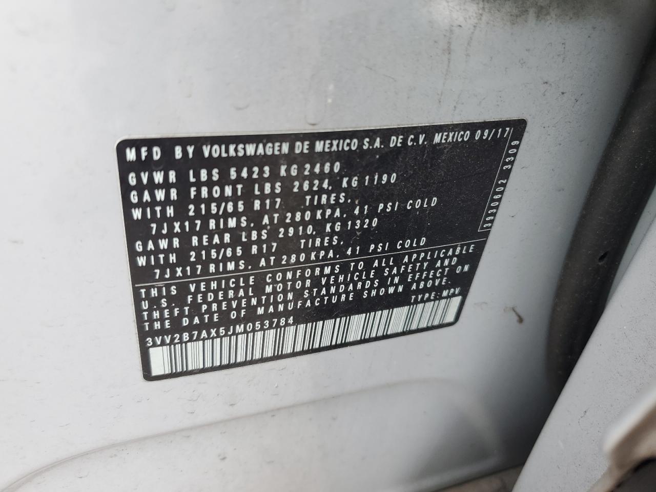 3VV2B7AX5JM053784 2018 Volkswagen Tiguan Se