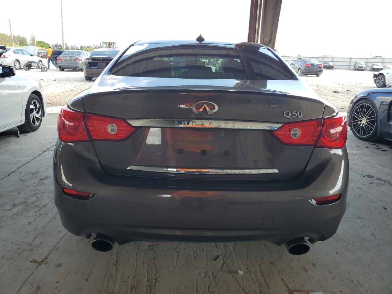 JN1EV7AP7GM300734 2016 Infiniti Q50 Premium