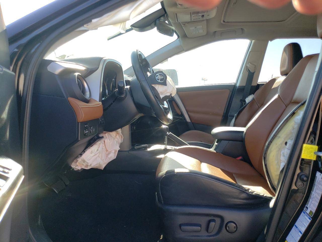 2T3DFREV5HW593418 2017 Toyota Rav4 Limited