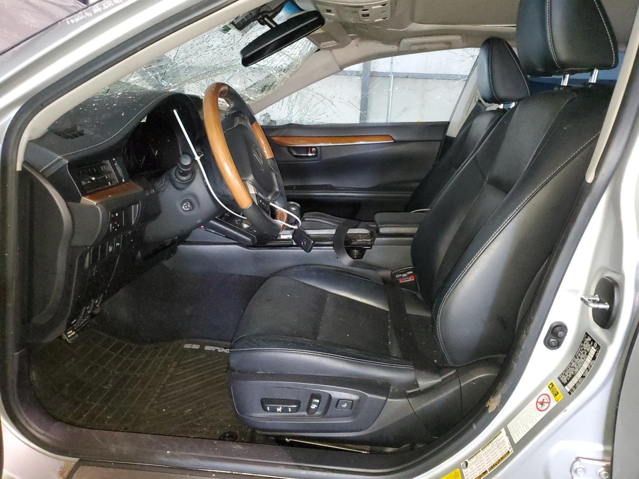 JTHBW1GG0E2050018 2014 Lexus Es 300H