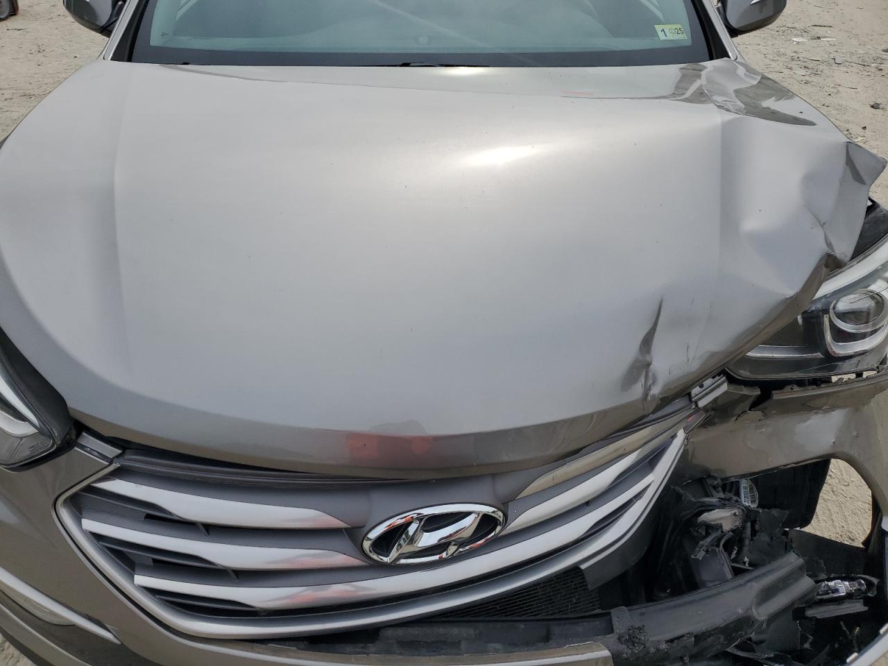 5XYZU3LB0JG511469 2018 Hyundai Santa Fe Sport