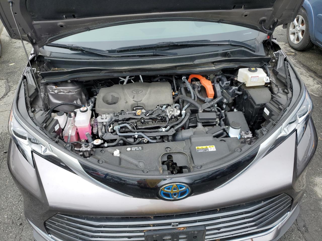 5TDESKFC8NS051988 2022 Toyota Sienna Limited