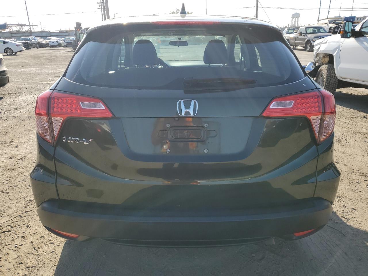 3CZRU5H34GM718322 2016 Honda Hr-V Lx