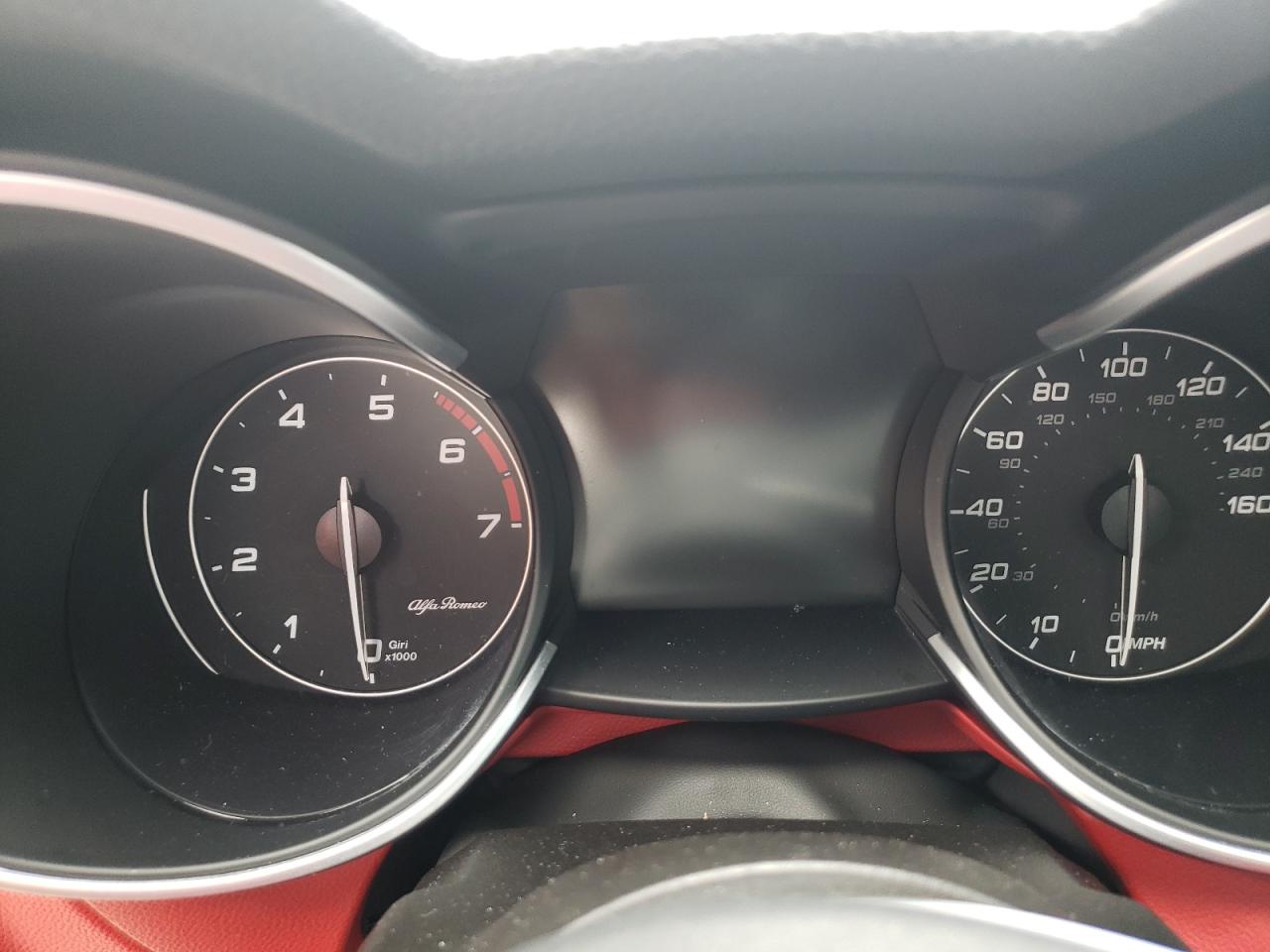 ZASFAKNN5J7C00413 2018 Alfa Romeo Stelvio Ti Sport