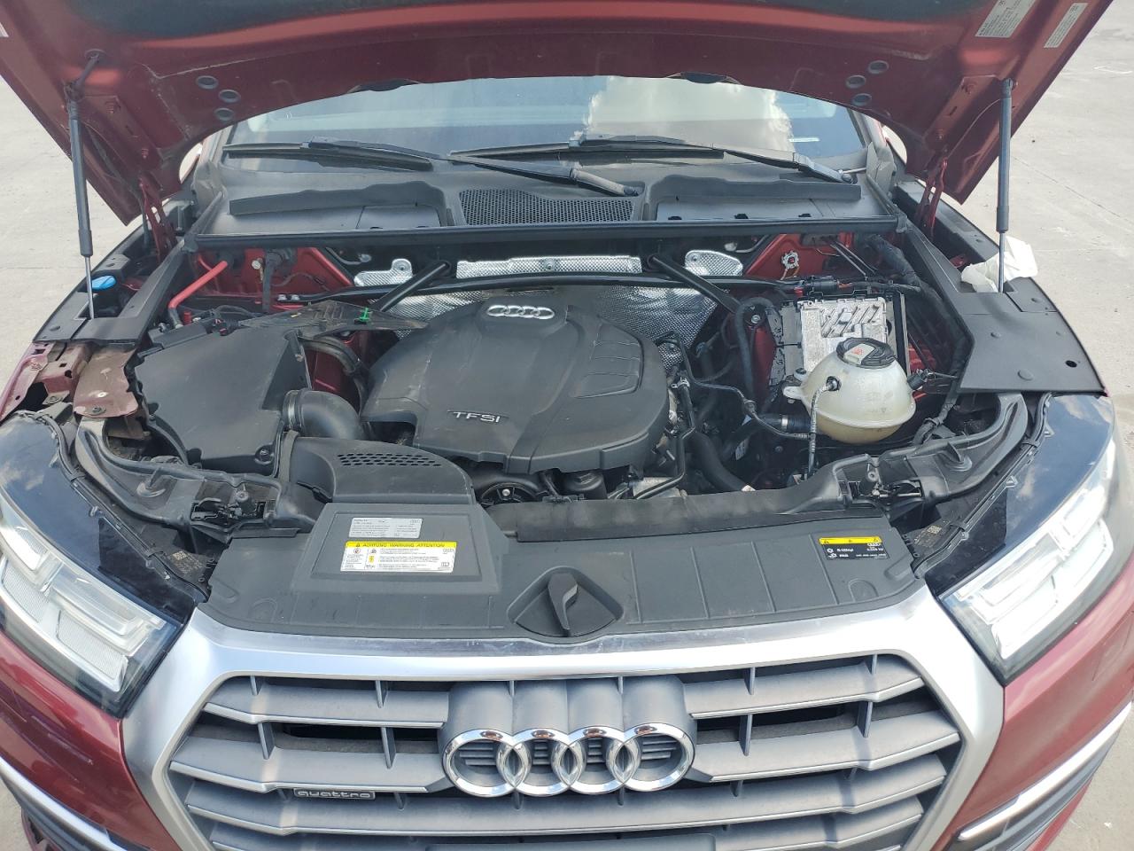 WA1BNAFY5J2044573 2018 Audi Q5 Premium Plus