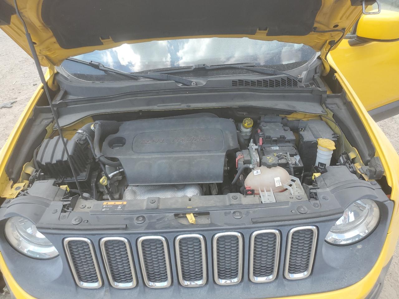 ZACCJABT2GPC46544 2016 Jeep Renegade Latitude