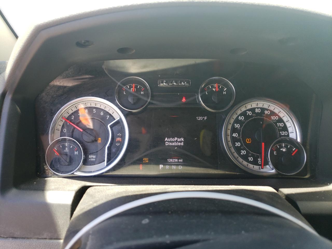 1C6RR7GT4HS569379 2017 Ram 1500 Slt