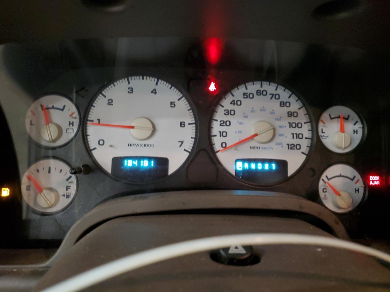 1D7HU18N82J197628 2002 Dodge Ram 1500