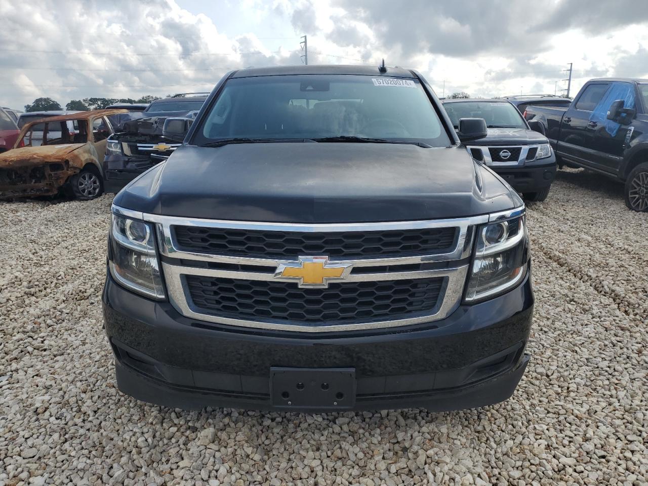 2016 Chevrolet Suburban C1500 Lt vin: 1GNSCHKC1GR141789