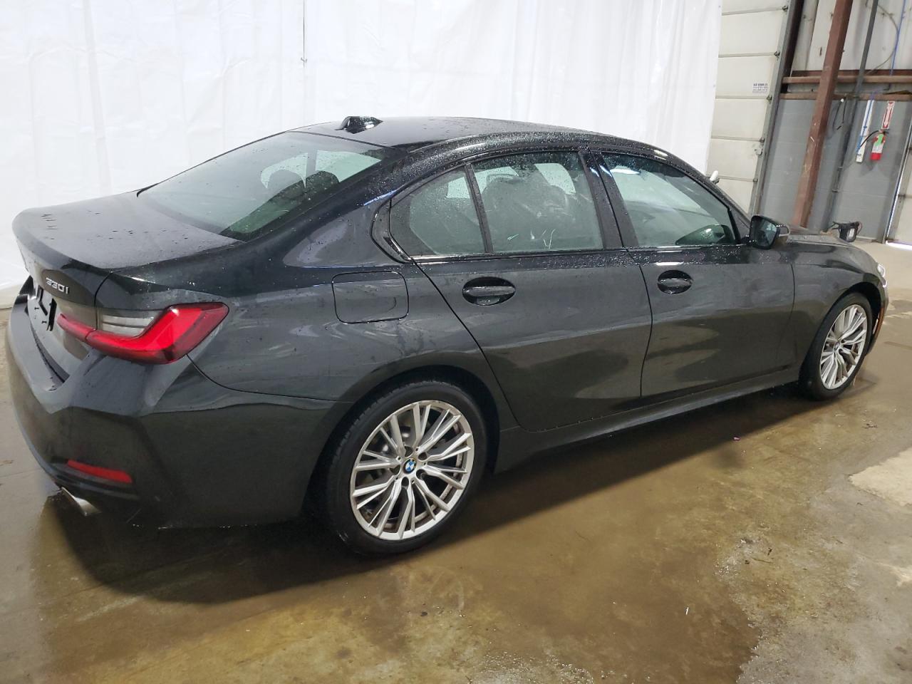 3MW89FF06P8D32119 2023 BMW 330Xi