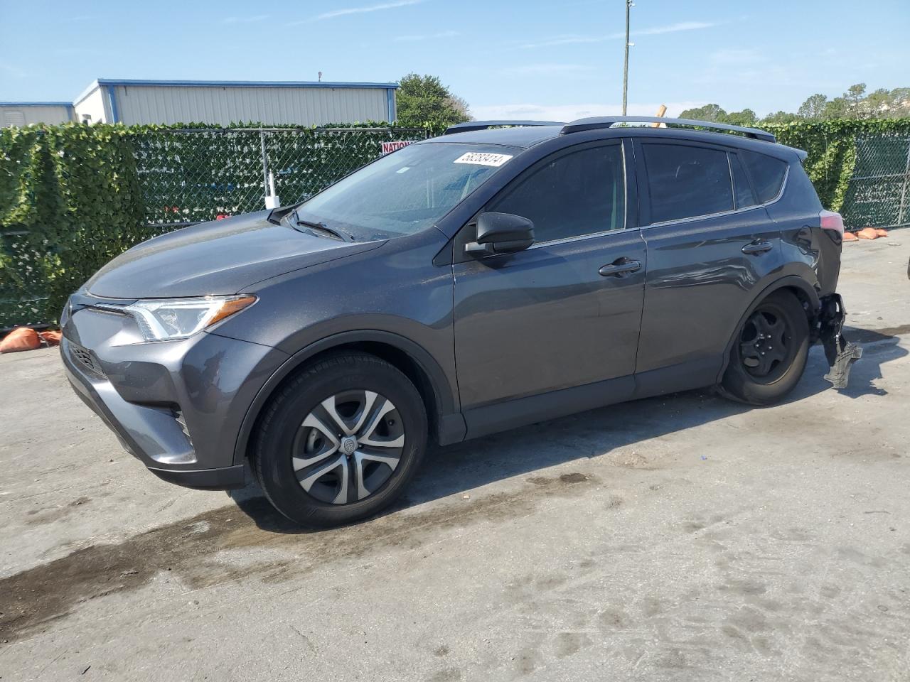 JTMZFREV5HJ105766 2017 Toyota Rav4 Le