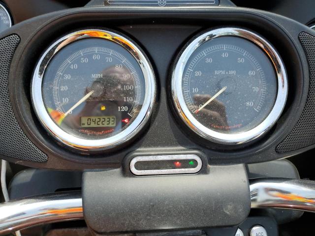 2011 HARLEY-DAVIDSON FLTRU 1HD1KGM18BB643874