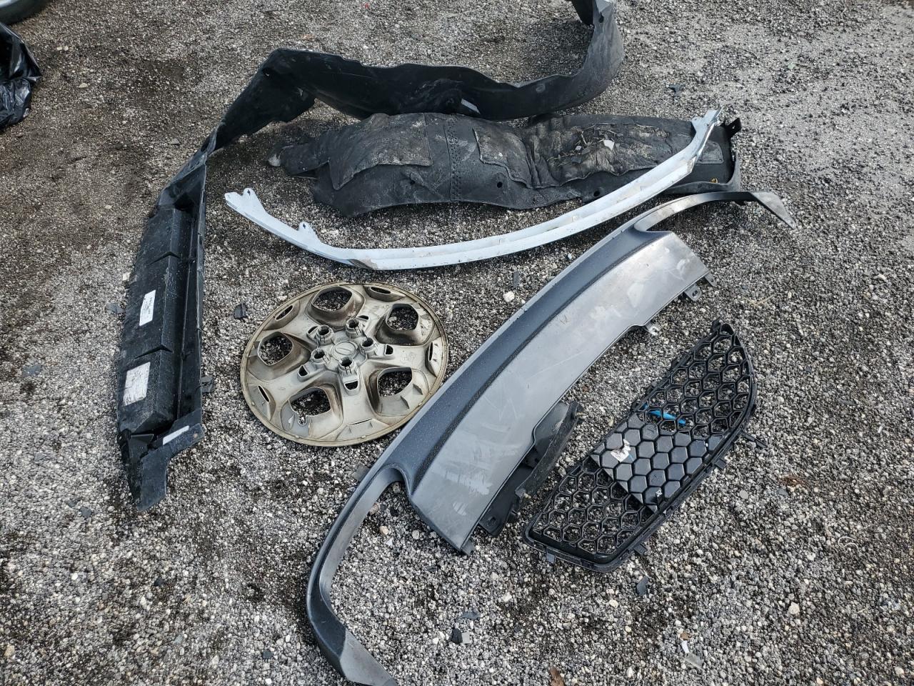 3FAHP0HA5AR328615 2010 Ford Fusion Se