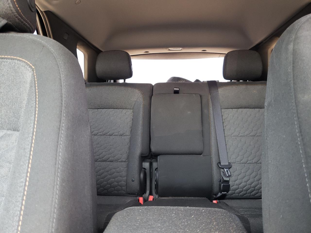 3GNAXKEVXKS631938 2019 Chevrolet Equinox Lt