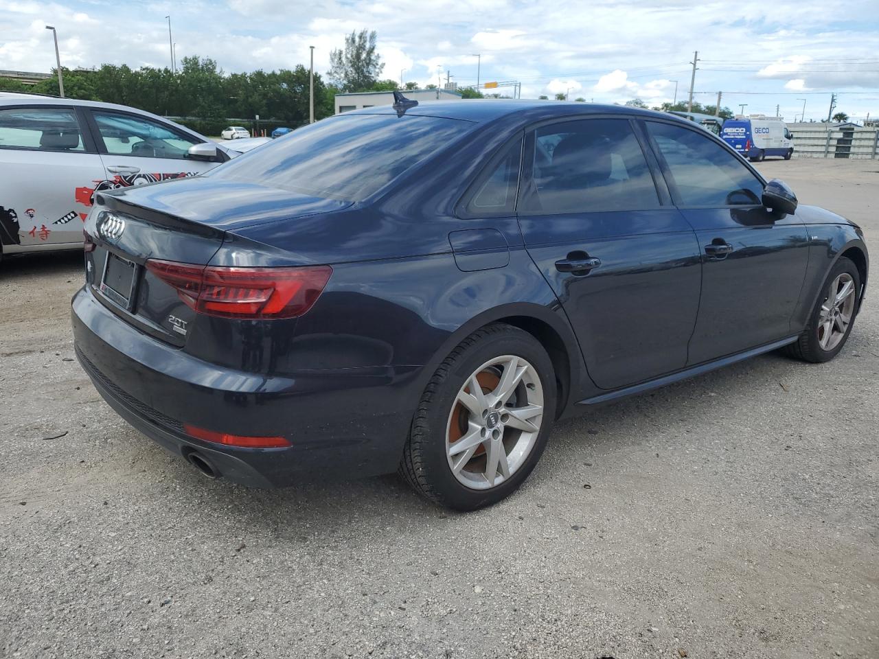 WAUKMAF48JA029395 2018 Audi A4 Premium