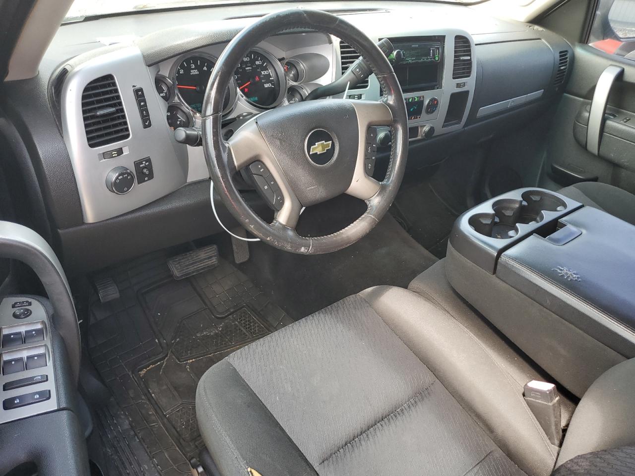 1GCRCSE06BZ373982 2011 Chevrolet Silverado C1500 Lt