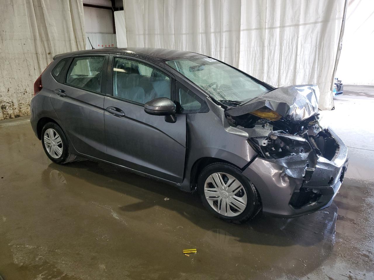 2019 Honda Fit Lx vin: 3HGGK5H49KM740287