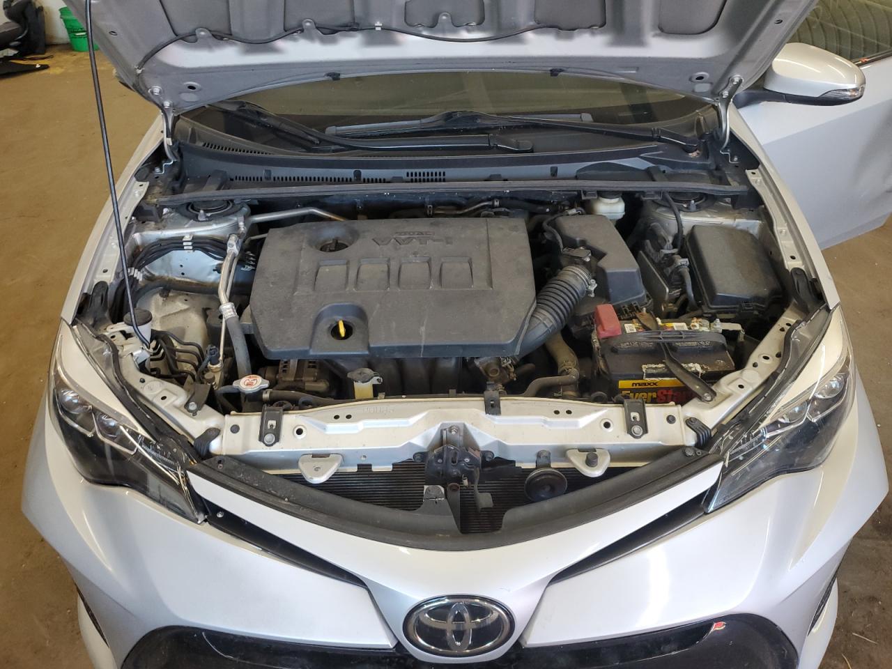 2T1BURHE0JC011900 2018 Toyota Corolla L