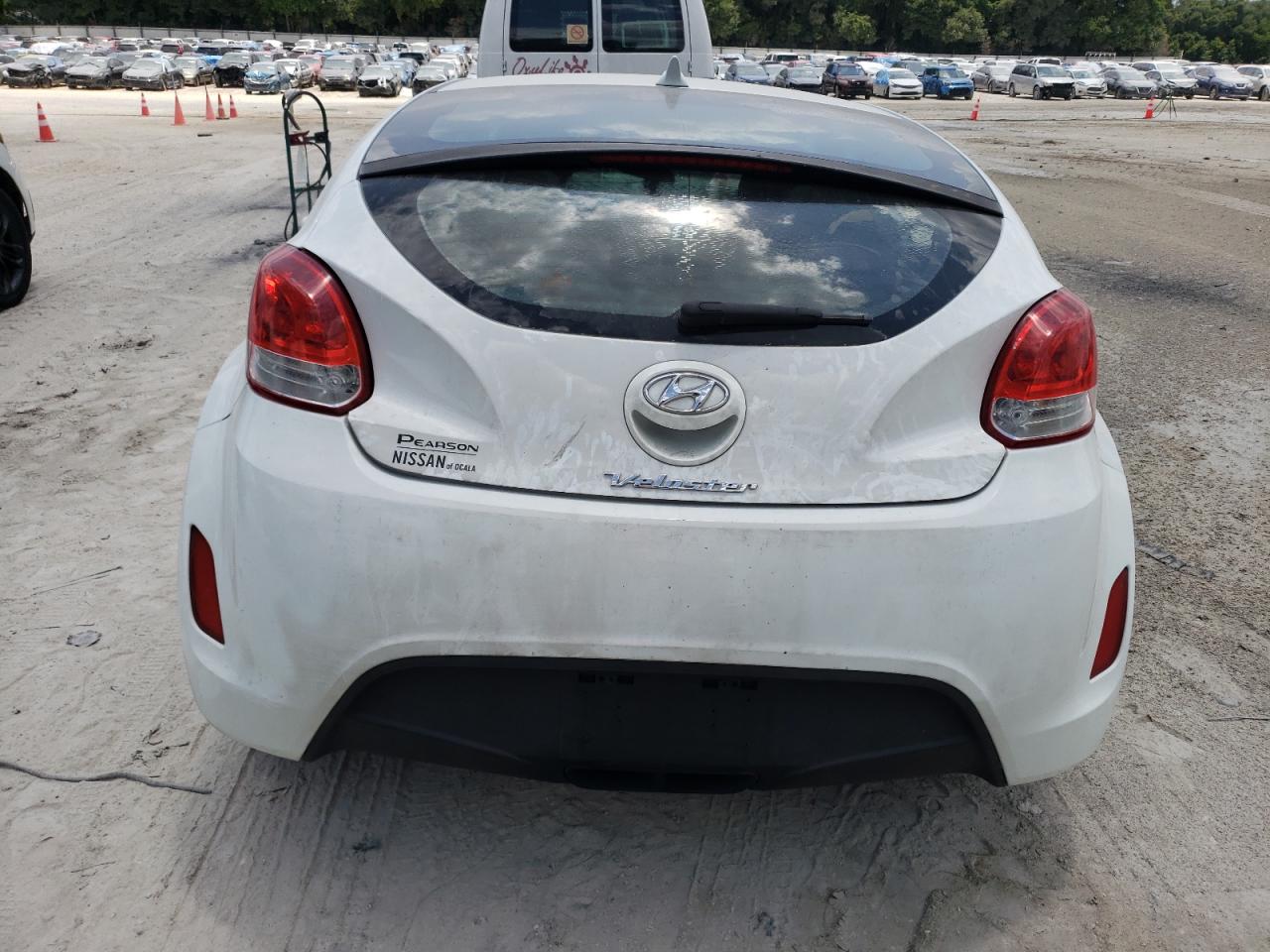 KMHTC6AD1DU086812 2013 Hyundai Veloster