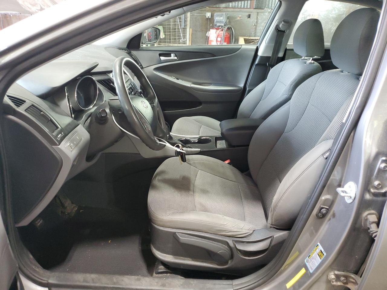 5NPEB4AC2DH790667 2013 Hyundai Sonata Gls