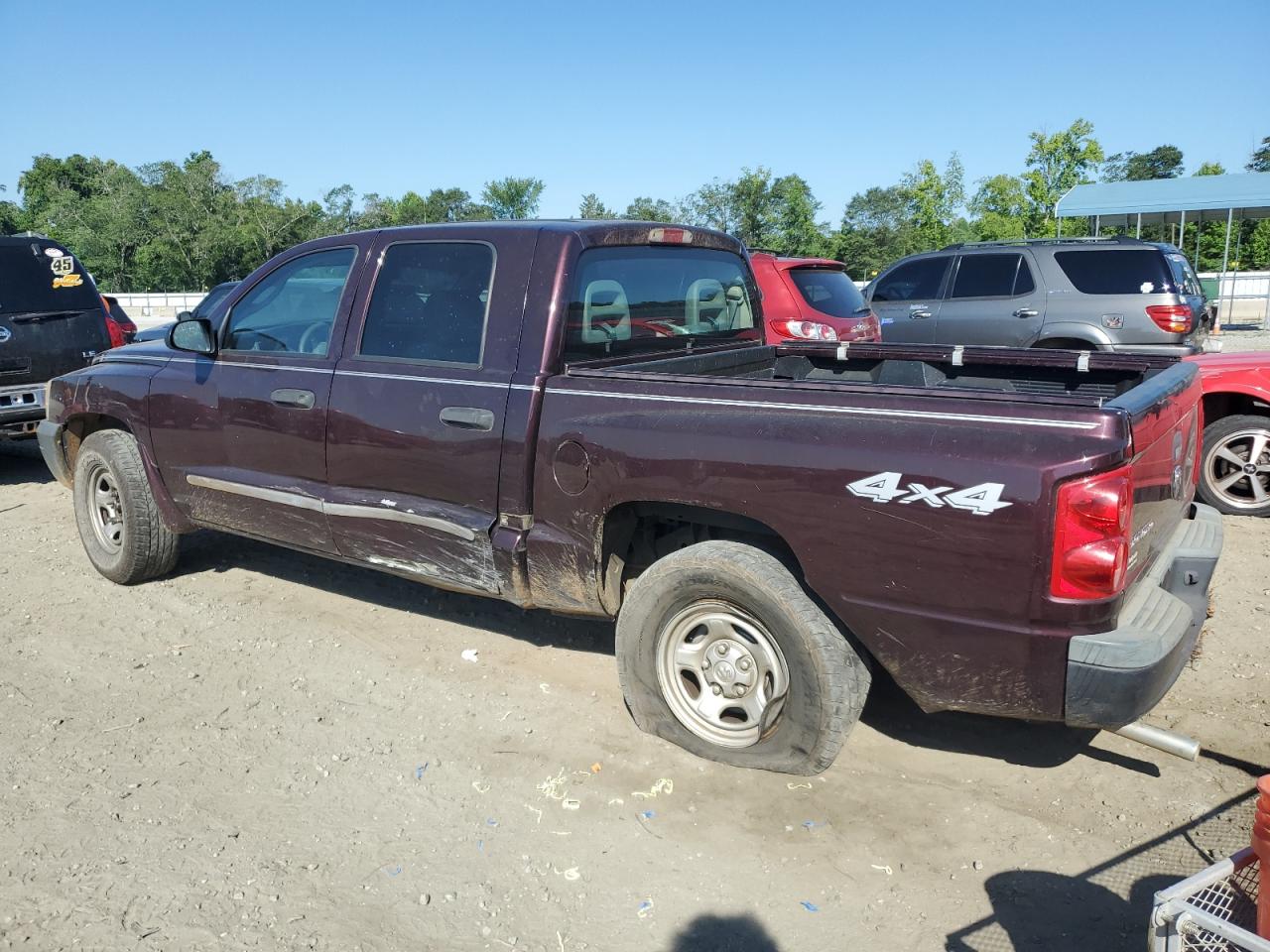 Lot #2969785276 2005 DODGE DAKOTA QUA